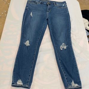 Ripped skinny blue jeans